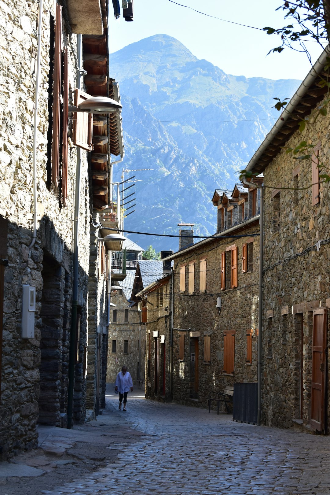 Pueblo de piedra de la sierra